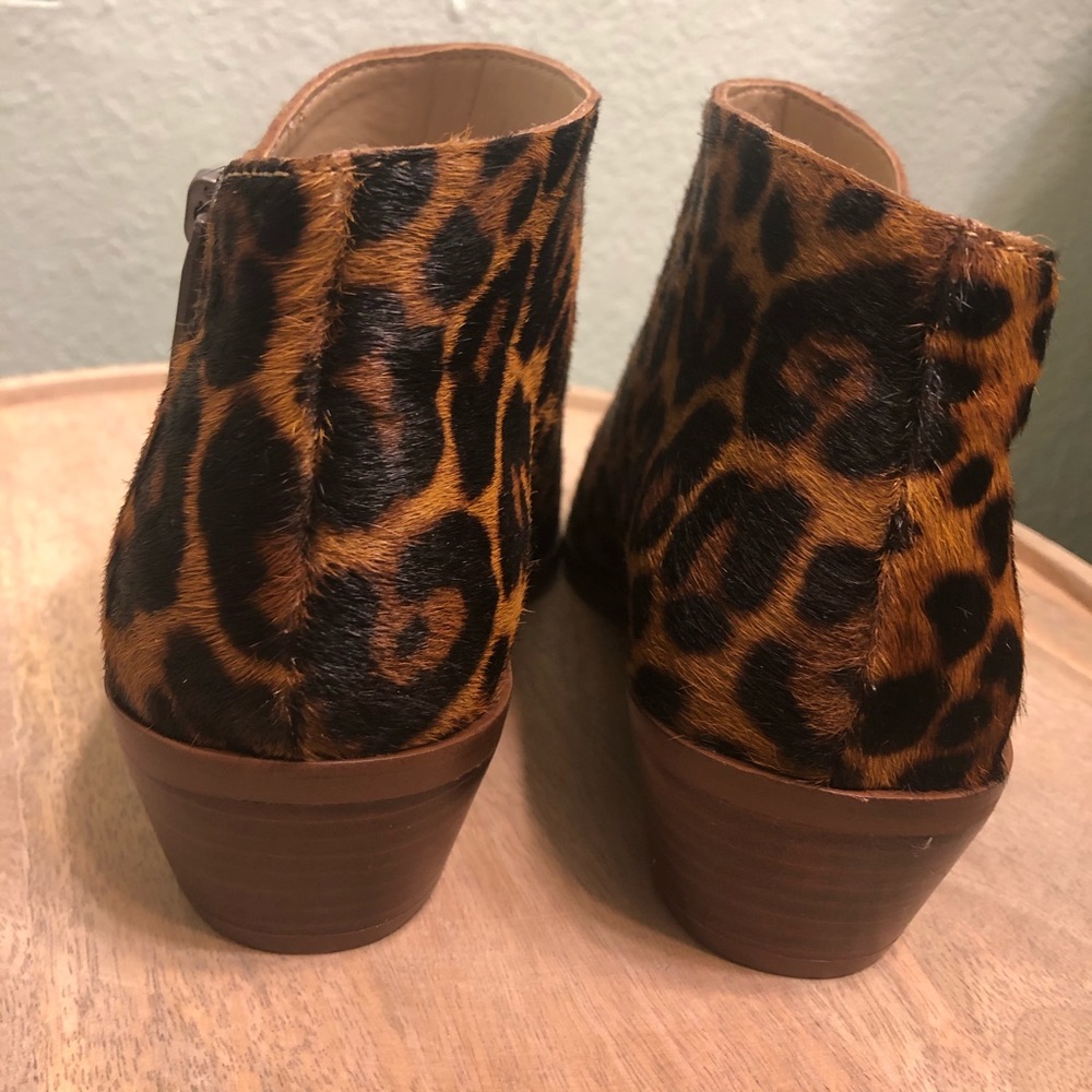 NWOB Size 7.5 Rosita Leather Block Heel Bootie - Picture 5 of 9